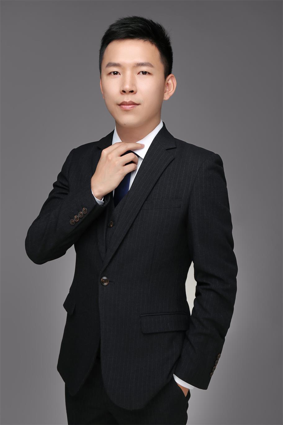 廉东晓 制作统筹负责人